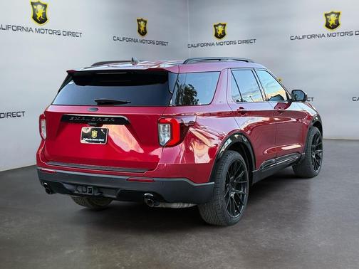 2022 Ford Explorer ST-Line