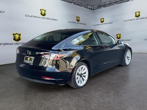 2022 Tesla Model 3 Standard Range