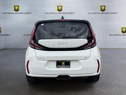 Snow White Pearl 2023 Kia Soul GT-Line