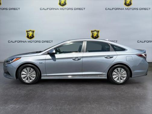 2016 Hyundai SONATA Hybrid SE