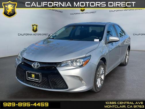 Celestial Silver Metallic 2016 Toyota Camry SE