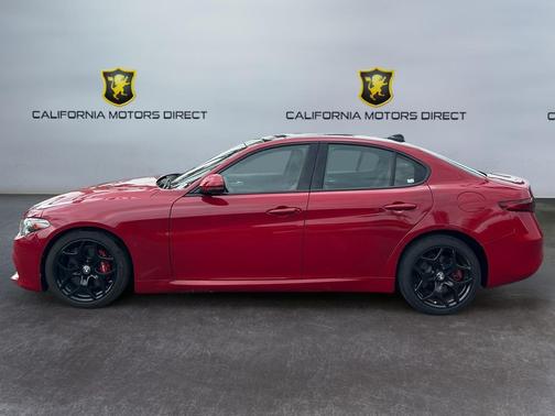 Alfa Rosso 2022 Alfa Romeo Giulia Ti