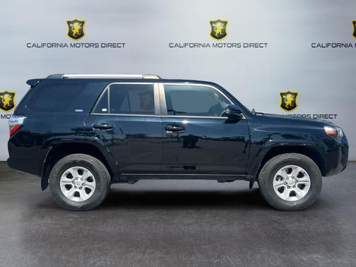 Midnight Black Metallic 2021 Toyota 4Runner SR5