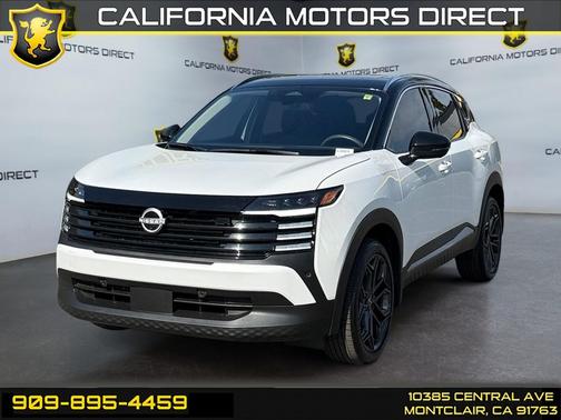 2025 Nissan Kicks SR