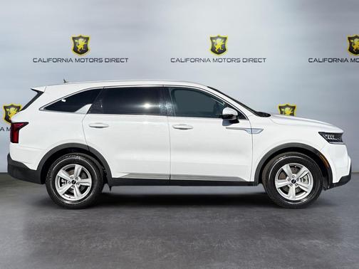 2023 Kia Sorento LX