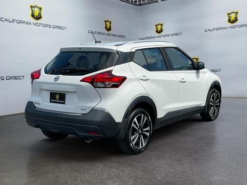 Aspen White Tricoat 2019 Nissan Kicks SV