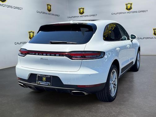 White 2020 Porsche Macan Macan