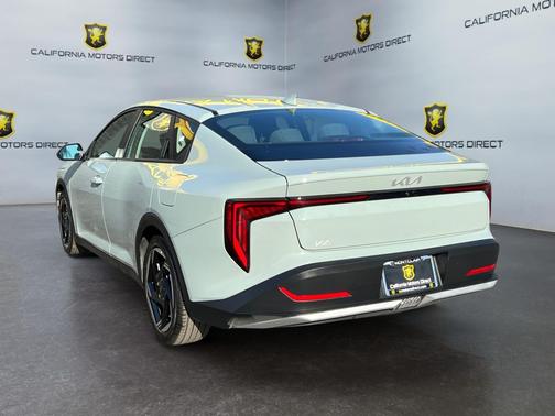 Morning Haze 2025 Kia K4 EX