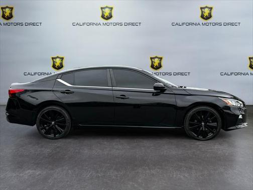 2021 Nissan Altima SR FWD