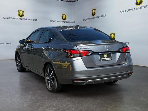 2021 Nissan Versa 1.6 SV