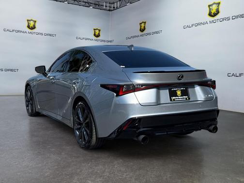 Iridium 2022 Lexus IS 350 Base