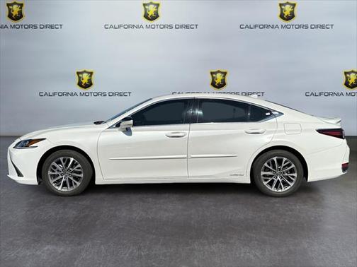 2022 Lexus ES 300h Base