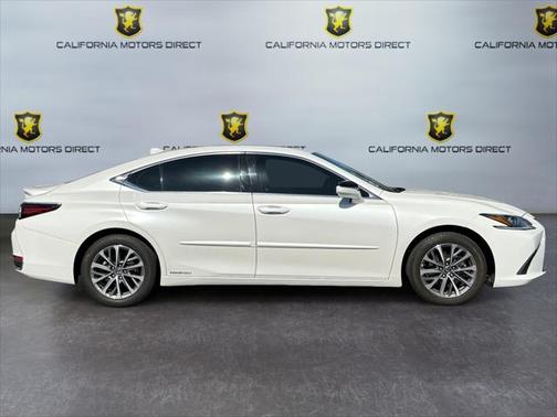 2022 Lexus ES 300h Base