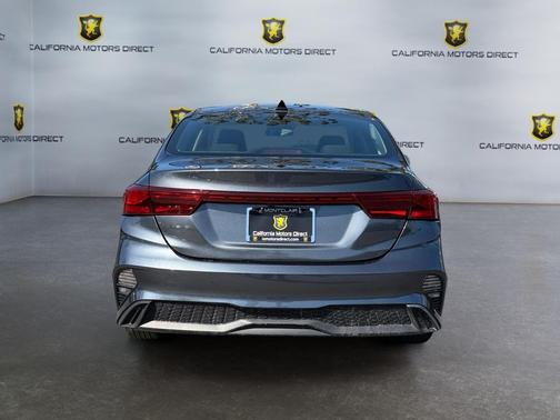 Gravity Gray 2024 Kia Forte LXS