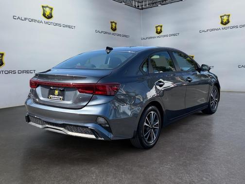Gravity Gray 2024 Kia Forte LXS