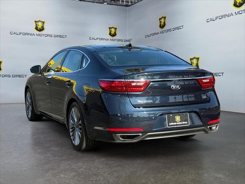 2017 Kia Cadenza Limited