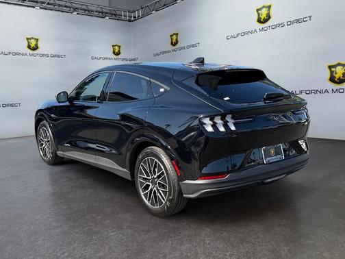 SPACE WHITE METALLIC 2023 Ford Mustang Mach-E Premium