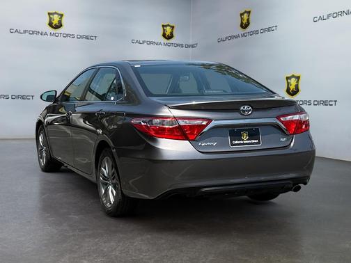 2016 Toyota Camry XLE