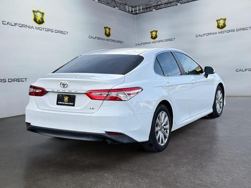 2018 Toyota Camry LE