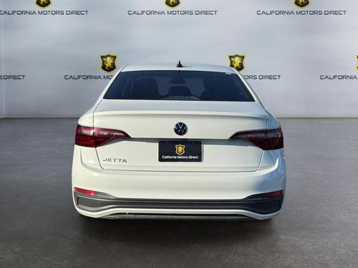 Pure White 2024 Volkswagen Jetta 1.5T S