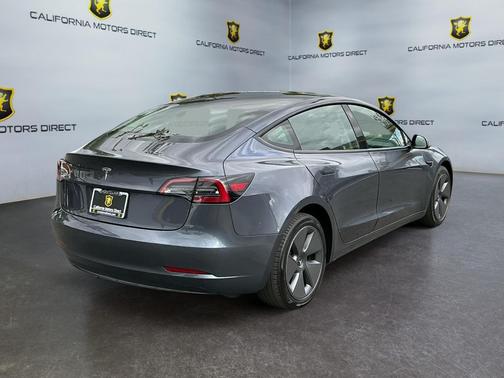 Midnight Silver Metallic 2023 Tesla Model 3 Standard Range