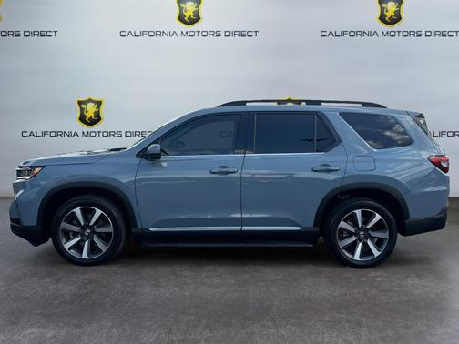 Sonic Gray Pearl 2023 Honda Pilot Touring 8-Passenger
