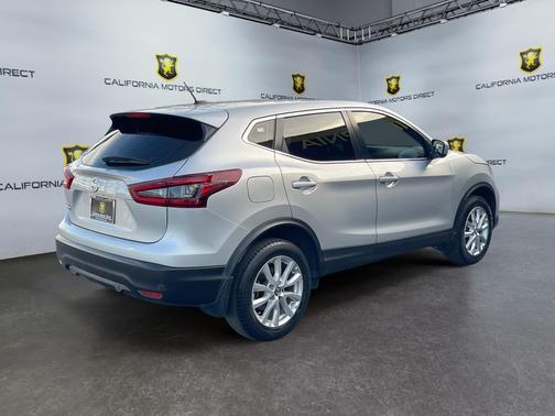 2022 Nissan Rogue Sport S