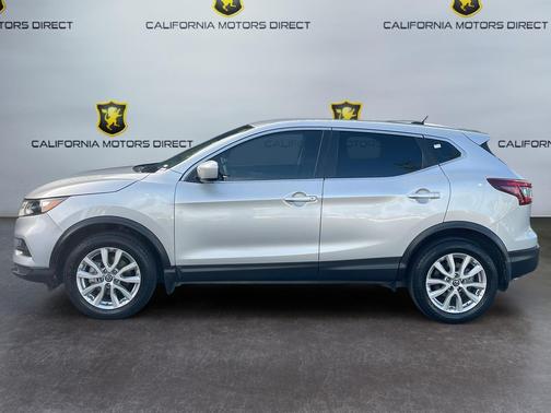 2022 Nissan Rogue Sport S