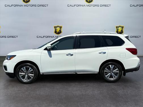 2020 Nissan Pathfinder S 2WD