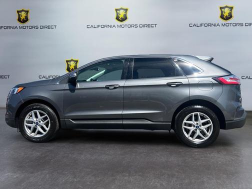 CARBONIZED GRAY 2023 Ford Edge Titanium