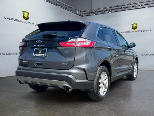 CARBONIZED GRAY 2023 Ford Edge Titanium