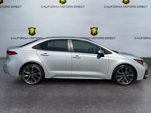 Classic Silver Metallic 2020 Toyota Corolla SE