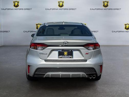 Classic Silver Metallic 2020 Toyota Corolla SE