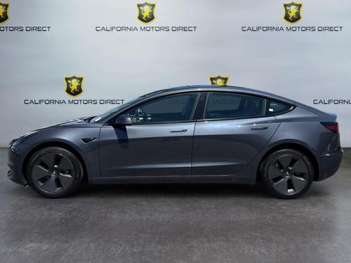 gray 2023 Tesla Model 3 Standard Range