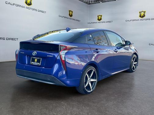 2018 Toyota Prius Two