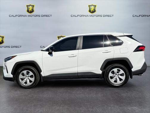 2023 Toyota RAV4 LE
