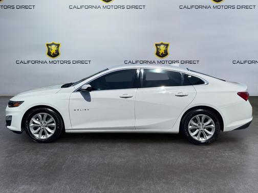 Summit White 2022 Chevrolet Malibu FWD LT