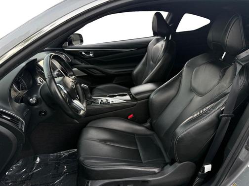 2017 INFINITI Q60 3.0T Premium