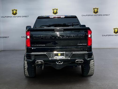 Black 2019 Chevrolet Silverado 1500 Custom