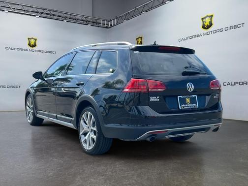 2017 Volkswagen Golf Alltrack TSI S