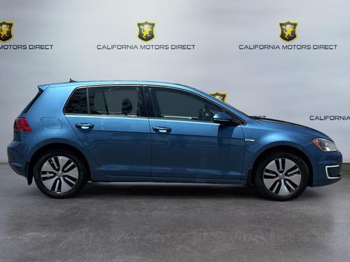 2016 Volkswagen e-Golf SE
