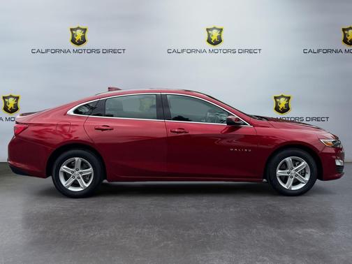 Radiant Red Tintcoat 2024 Chevrolet Malibu FWD 1LT