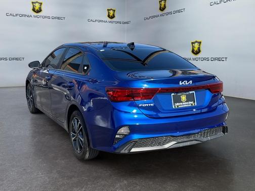 Deep Sea Blue 2024 Kia Forte LXS