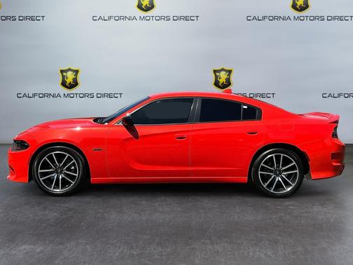 Go Mango 2023 Dodge Charger R/T