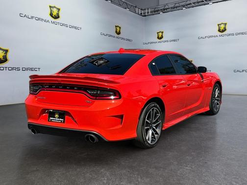 Go Mango 2023 Dodge Charger R/T