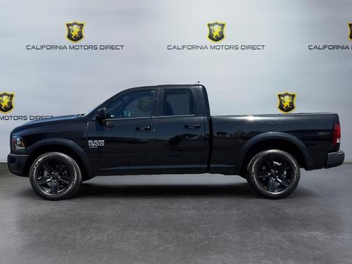 Diamond Black Crystal Pearlcoat 2021 RAM 1500 Classic Warlock Quad Cab 4x2 6'4' Box