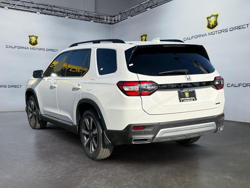 2025 Honda Pilot Touring 8-Passenger