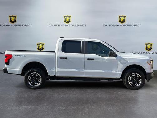 2022 Ford F-150 Lightning Pro