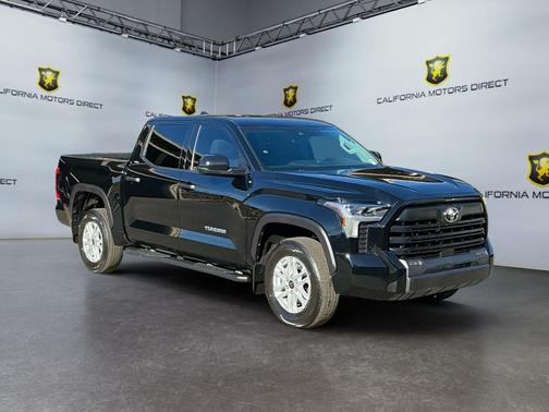 Midnight Black Metallic 2024 Toyota Tundra SR5
