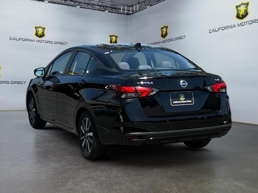 2021 Nissan Versa 1.6 SV